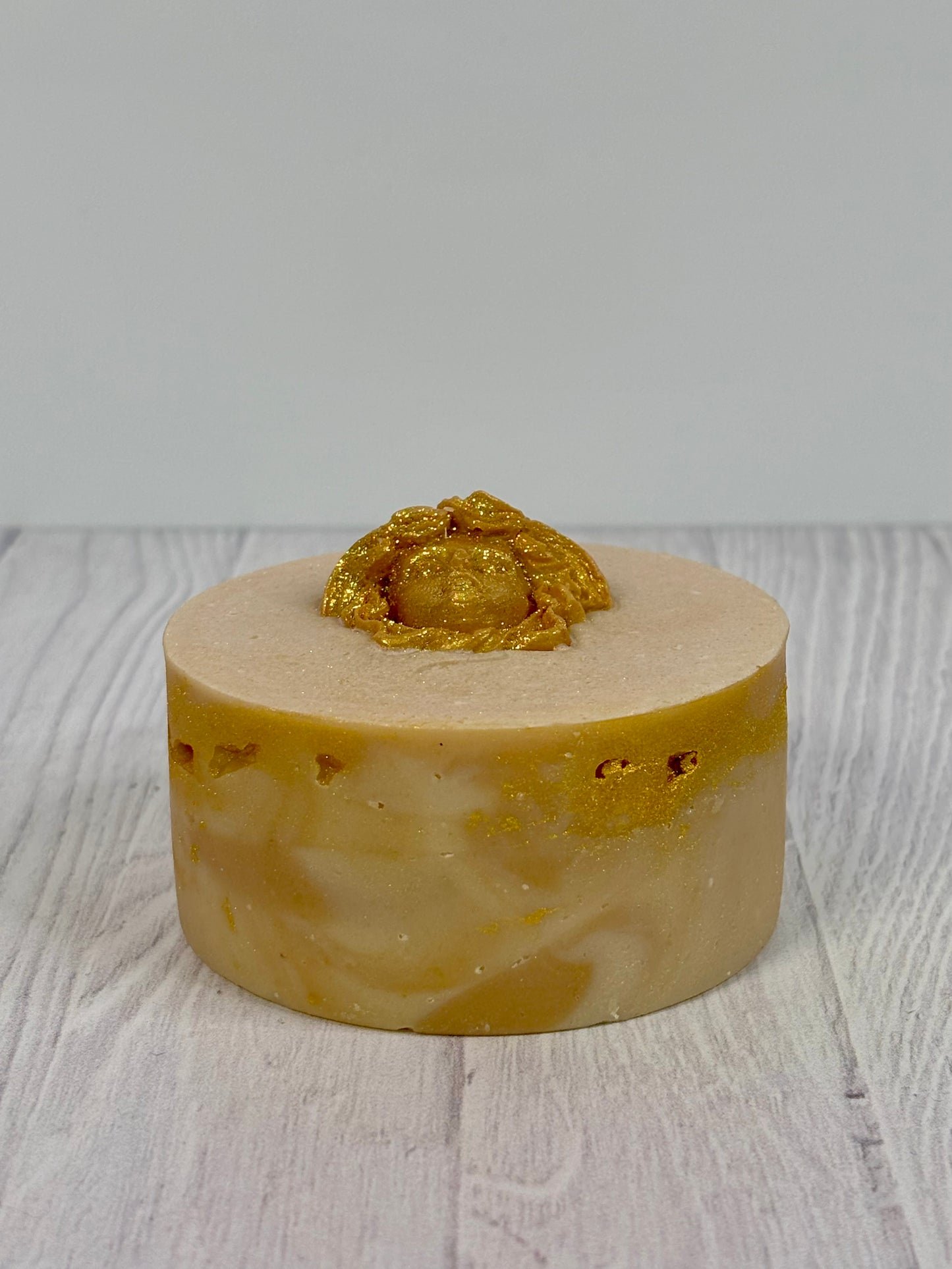 MEDUSA LUXE GOAT MILK SOAP | NARCISSIST SCENT