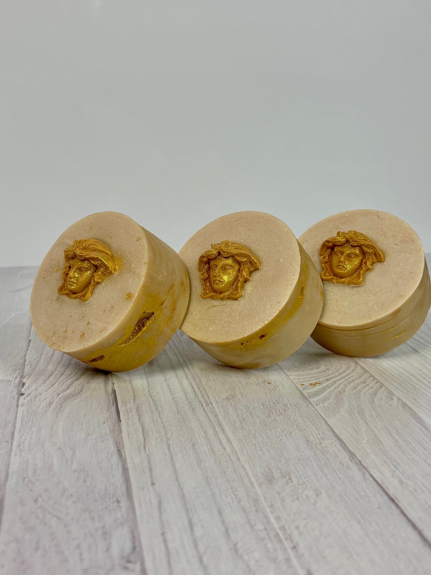MEDUSA LUXE GOAT MILK SOAP | NARCISSIST SCENT