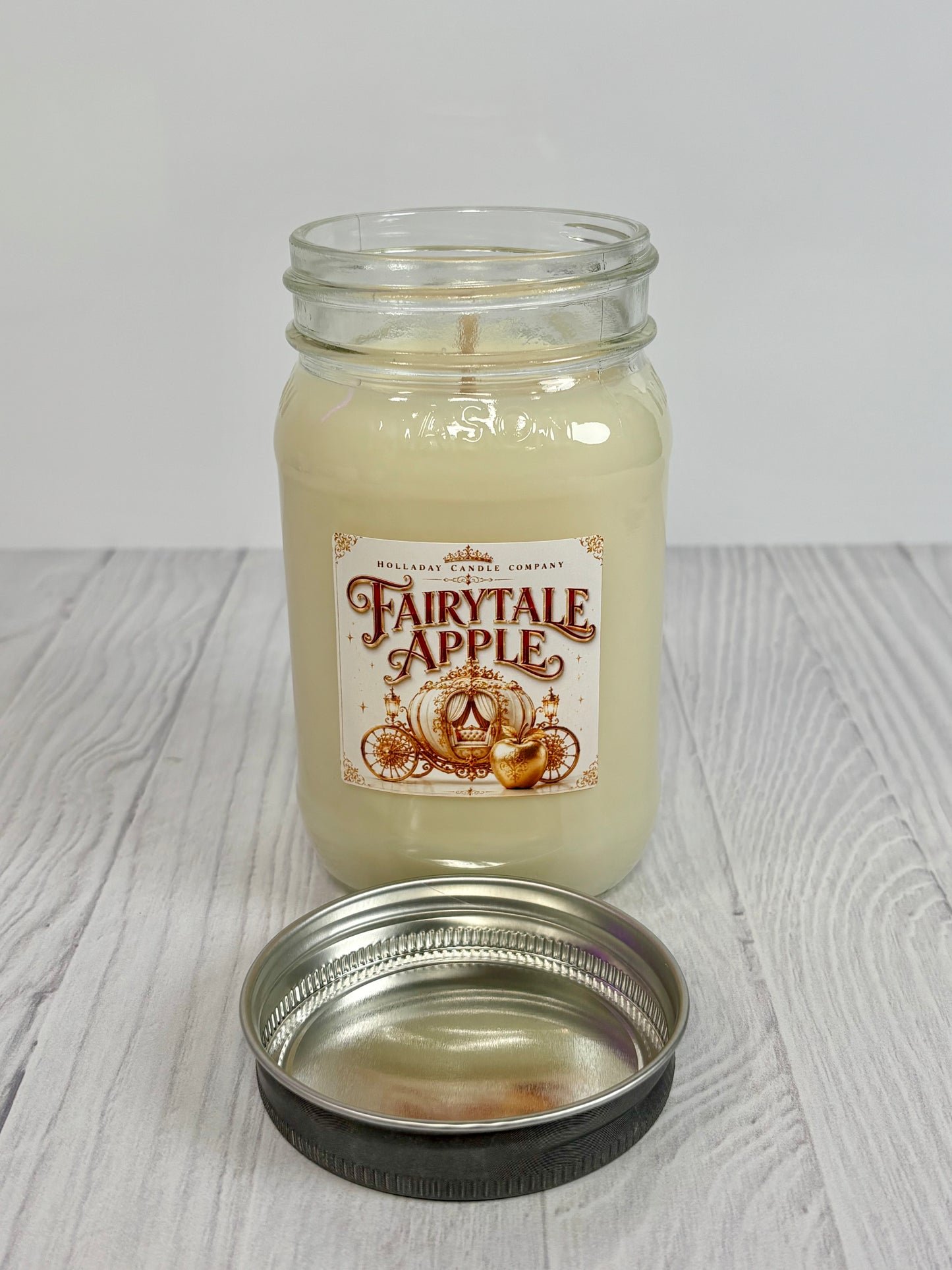 THE SIGNATURE SOY CANDLE COLLECTION