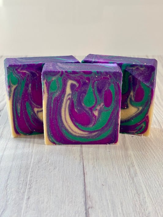 VIOLET MINT LUXE GOAT MILK + TALLOW SOAP