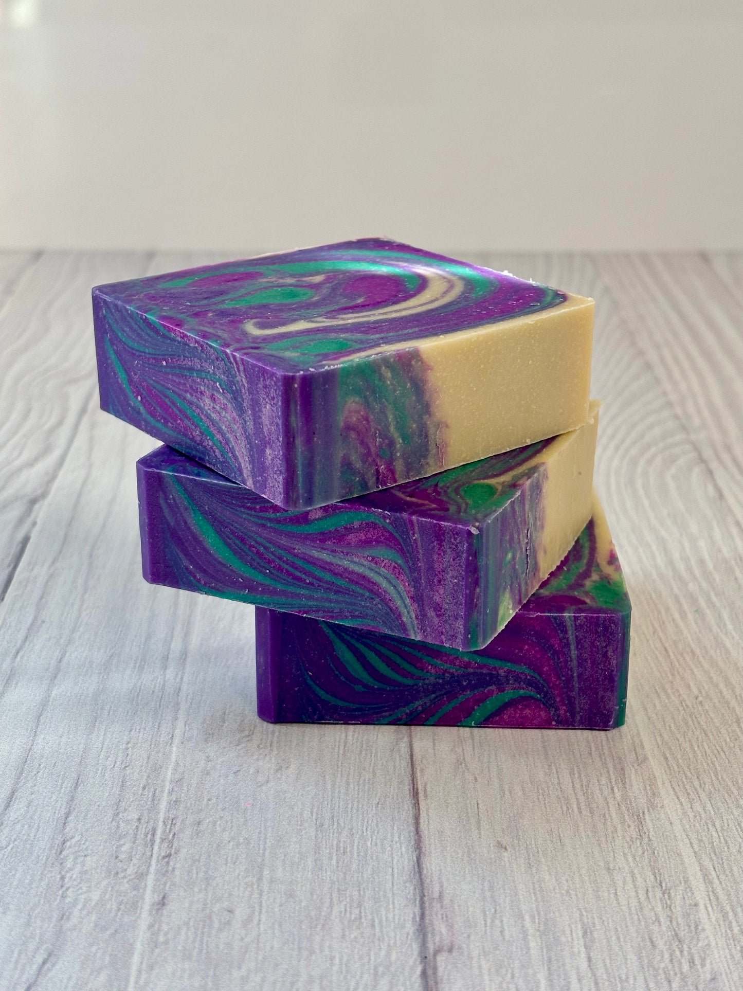 VIOLET MINT LUXE GOAT MILK + TALLOW SOAP